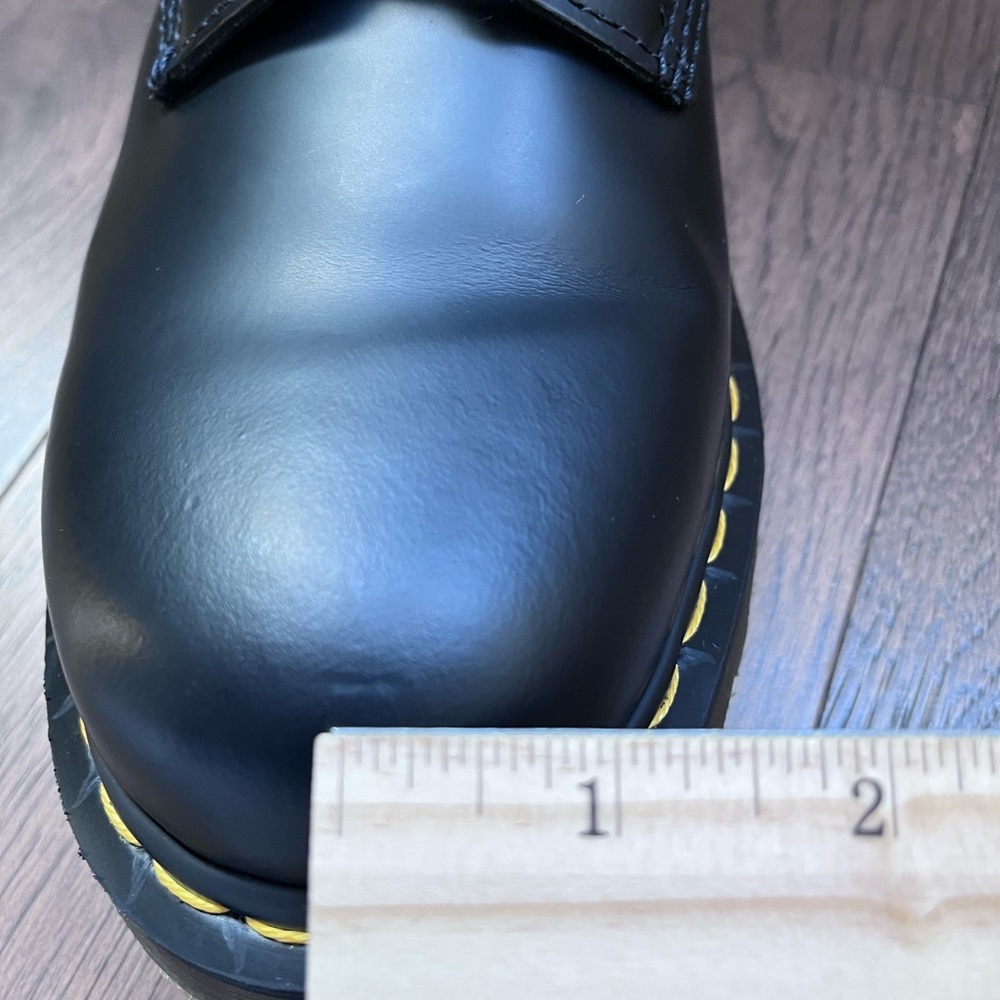 Dr. Martens 1460 Smooth Leather Boots Black Size 11 Men / 12 Women - Picture 9 of 12